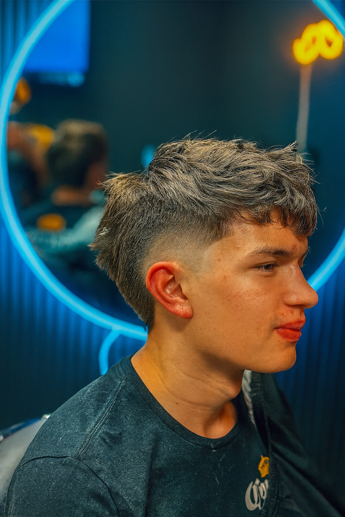Textured crop with fresh fade at FadezByBoda